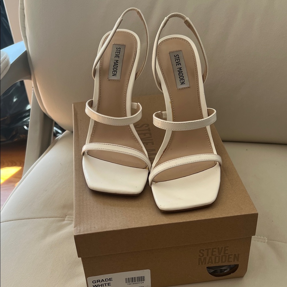 Steve Madden Ivory Strappy Sandals - Picture 2 of 2